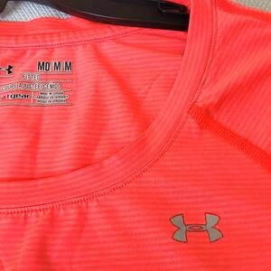 Under Armour Short Sleeve Top